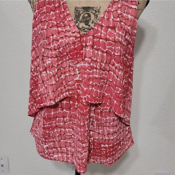 Whbm pink and white ruffle tank top size small - Picture 5 of 7